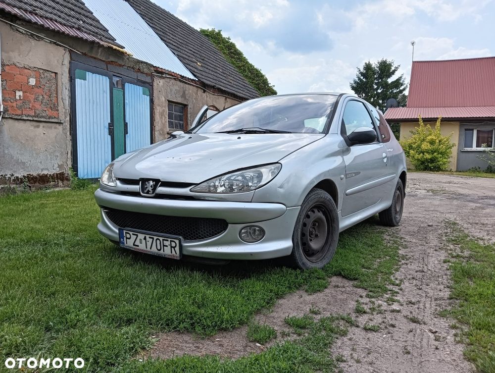 Peugeot 206 - 2