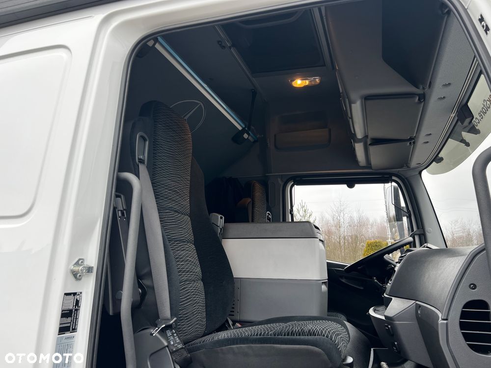Mercedes-Benz ATEGO - 16