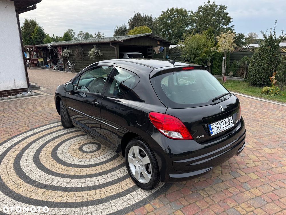 Peugeot 207 - 4