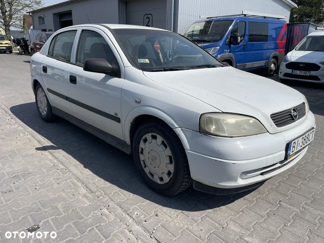 Opel Astra 1.6 - 2