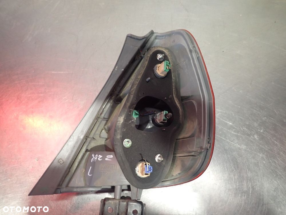 LAMPA LEWA TYLNA HONDA JAZZ II - 2