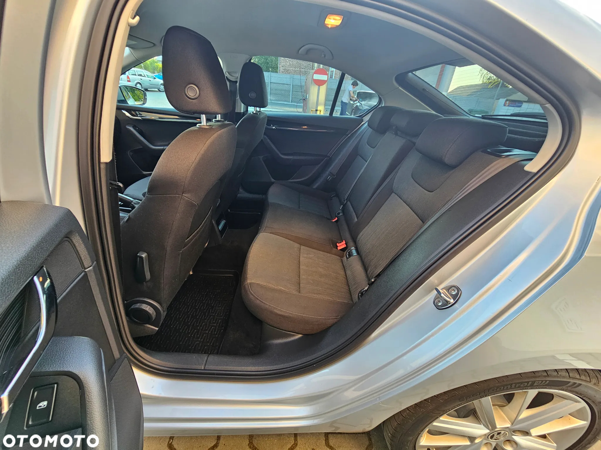 Skoda Octavia 2.0 TDI Elegance - 36