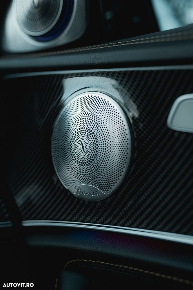 Mercedes-Benz E - 18
