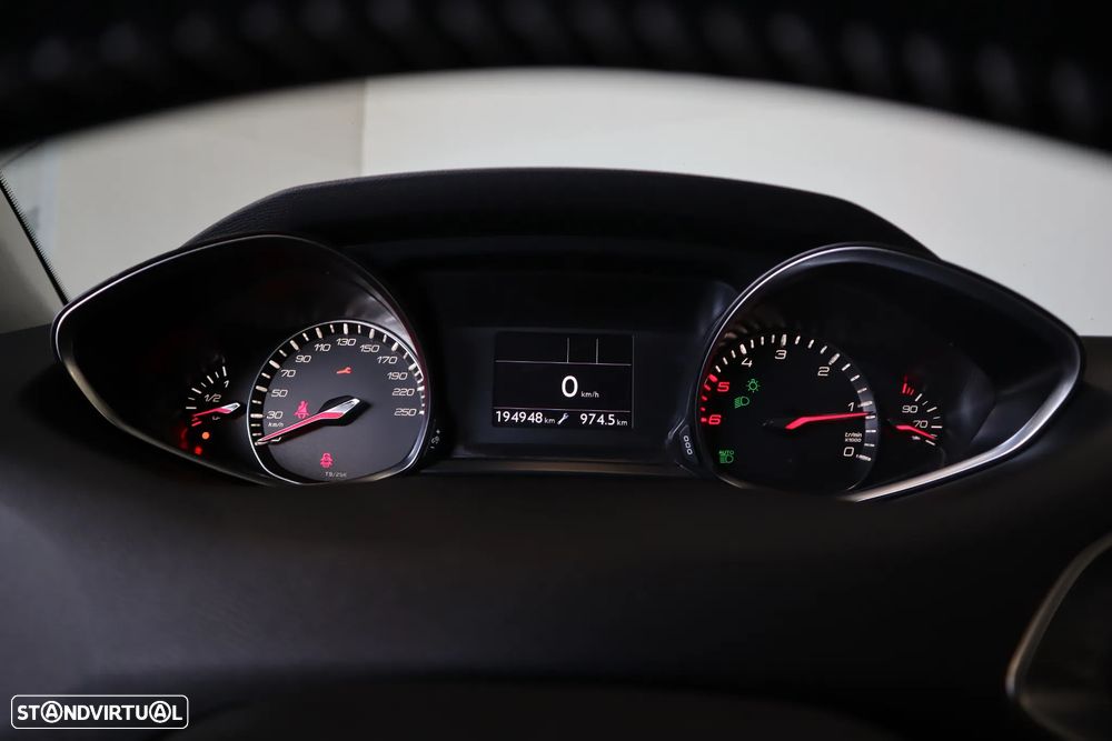 Peugeot 308 SW 1.6 BlueHDi Active - 15