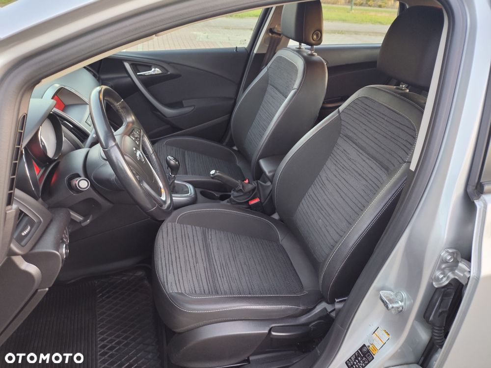 Opel Astra 1.4 T Active EU6 - 13