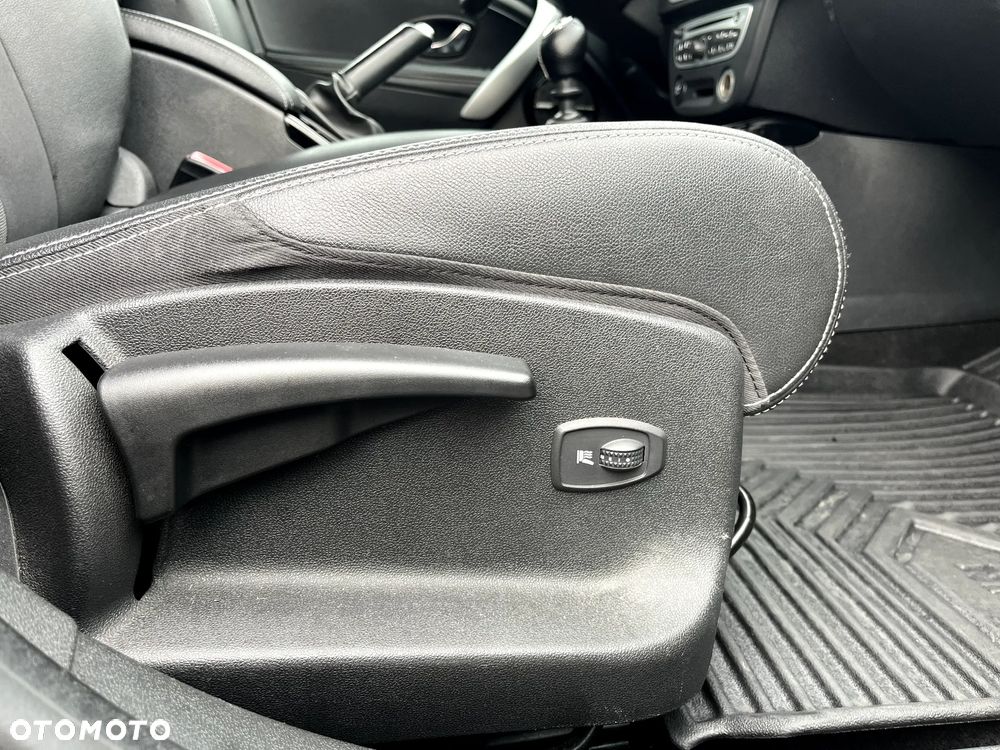 Renault Megane dCi 130 FAP BOSE Edition - 27