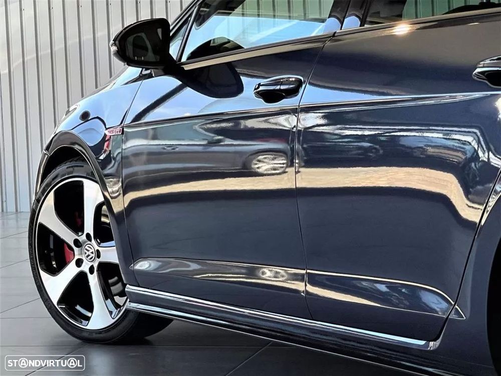 VW Golf 2.0 TSi GTi DSG - 31