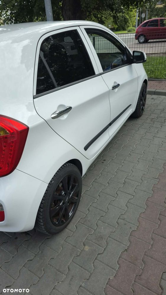 Kia Picanto 1.2 L - 5