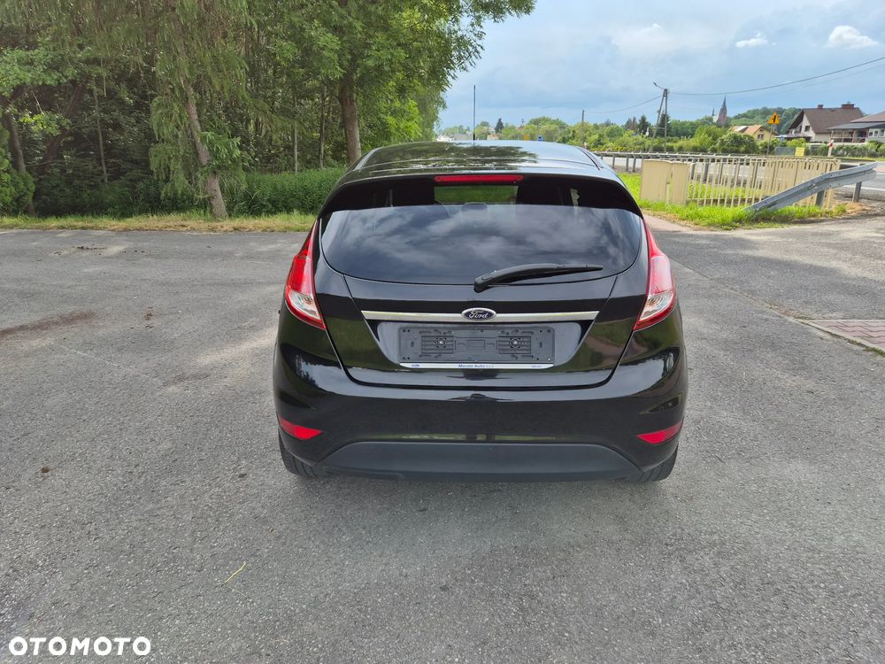 Ford Fiesta 1.25 Titanium EU5 - 6