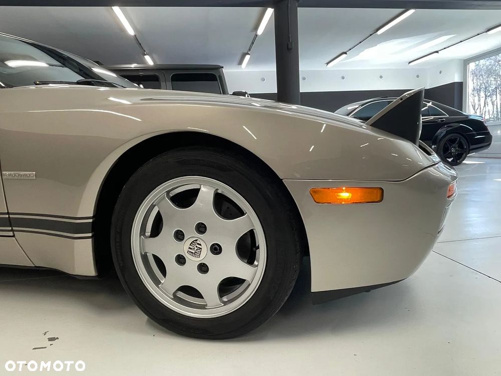 Porsche 944 3.0 S2 Cabriolet - 15