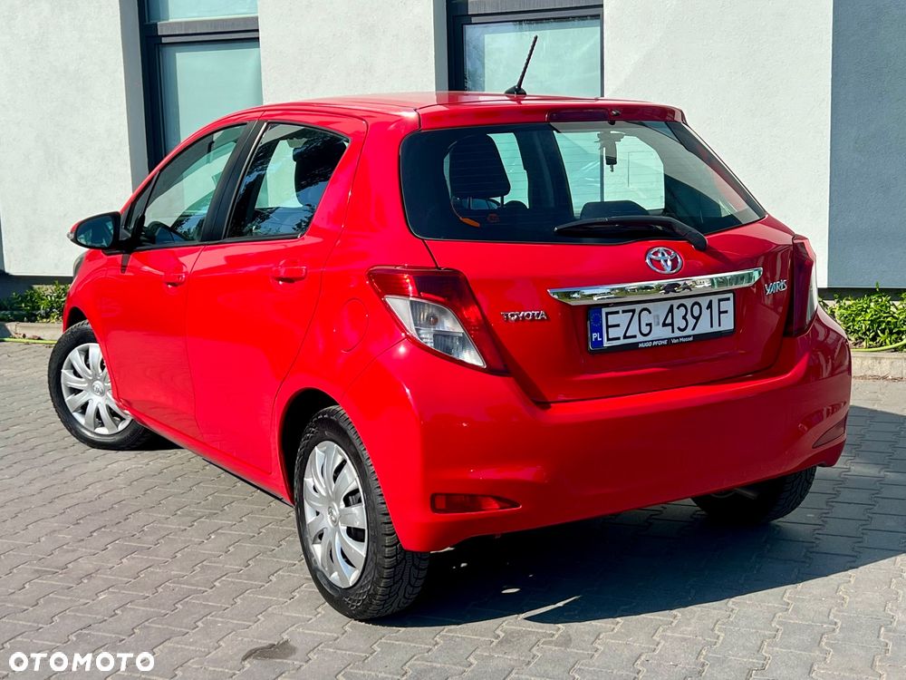 Toyota Yaris 1.0 Premium - 5