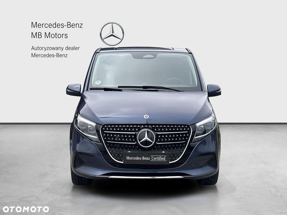 Mercedes-Benz Klasa V - 8