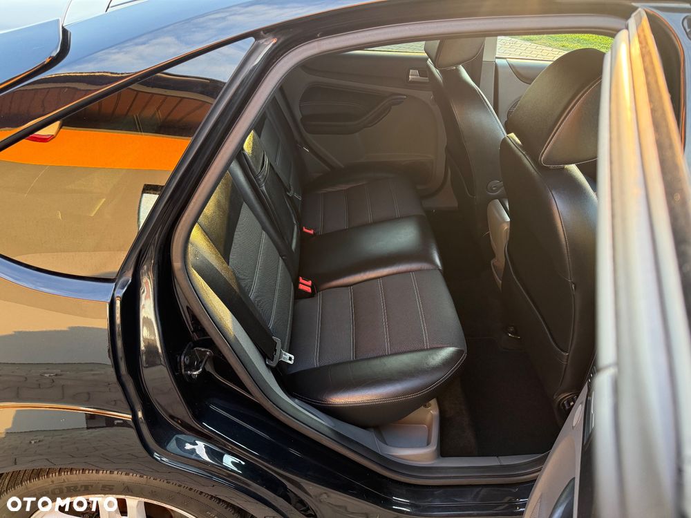 Ford Focus 1.8 Sport - 7