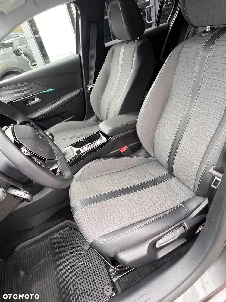 Peugeot 208 1.2 PureTech Allure S&S - 11