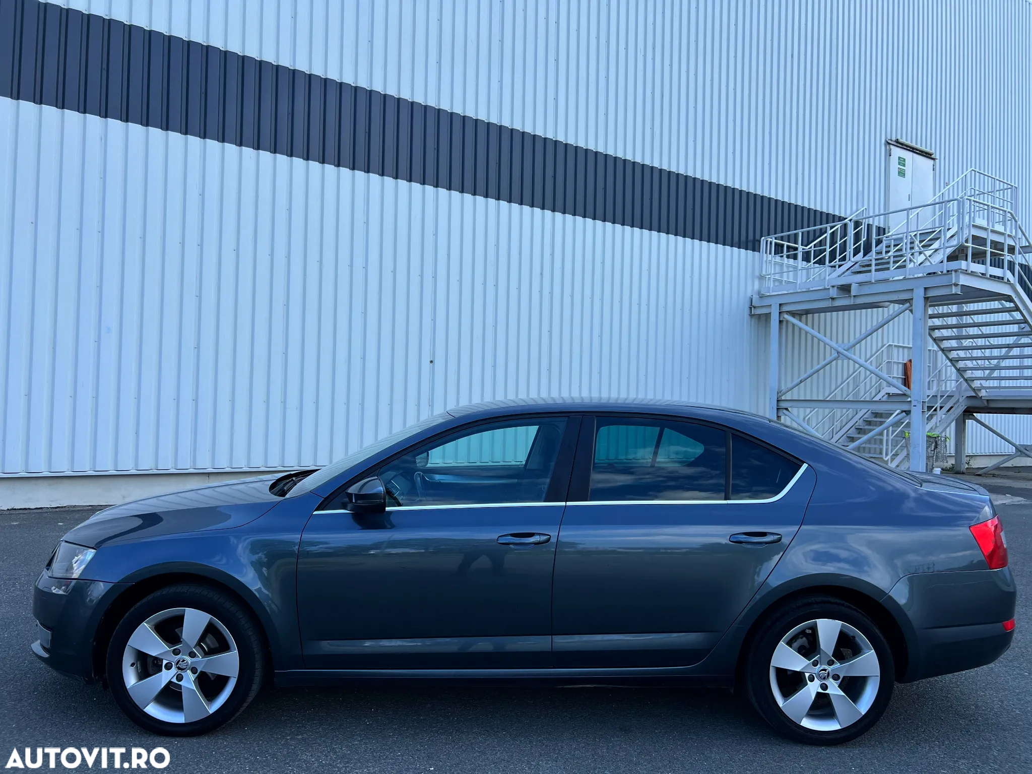 Skoda Octavia 1.6 TDI Ambition - 5