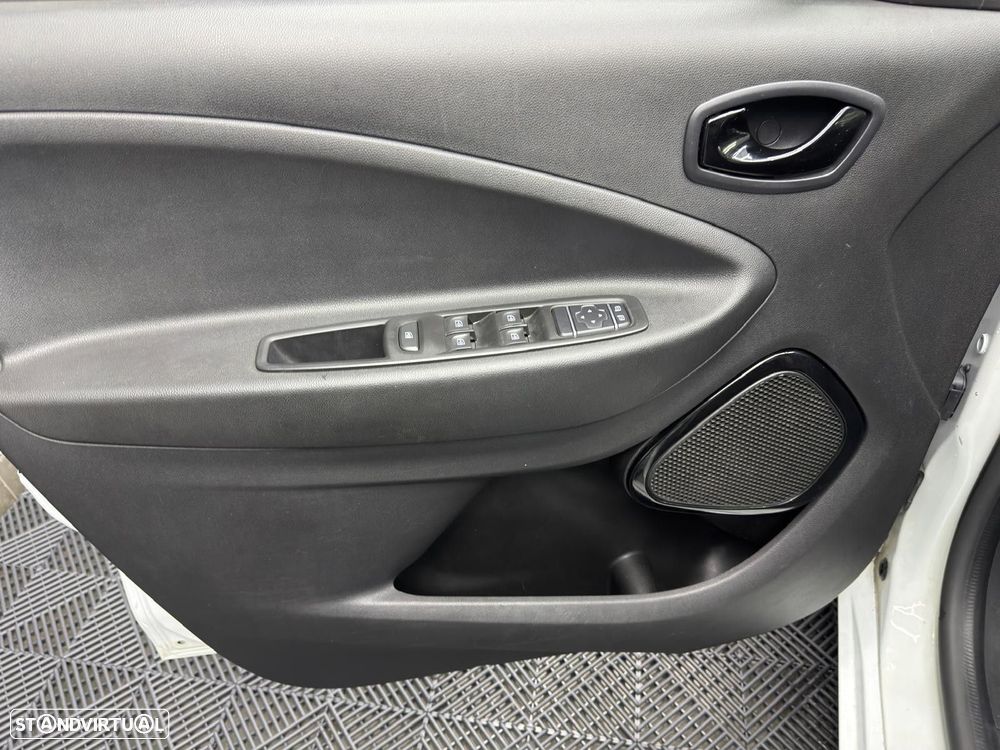 Renault Zoe (c/ Bateria) Limited 50 - 20