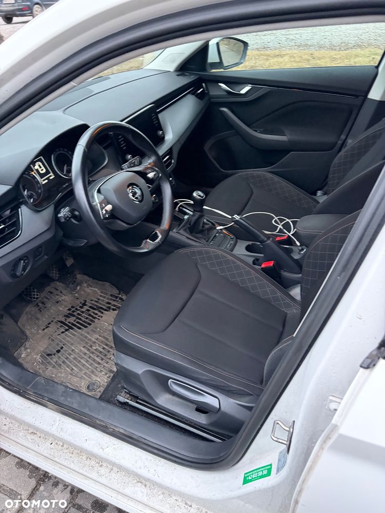 Skoda Scala 1.6 TDI SCR Active - 10