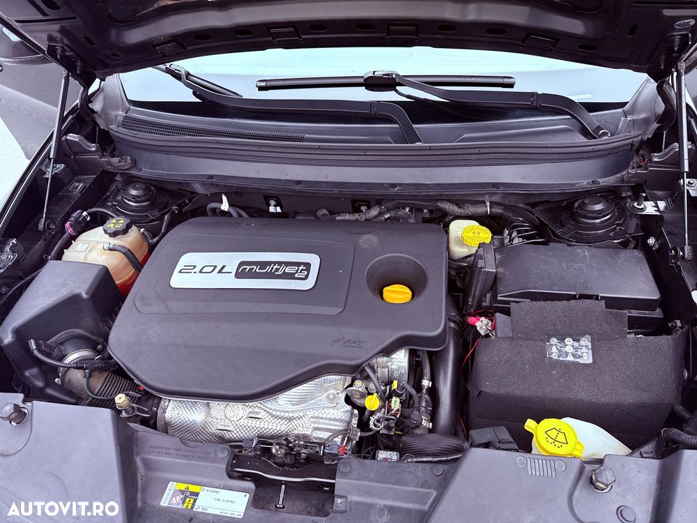 Jeep Cherokee - 15
