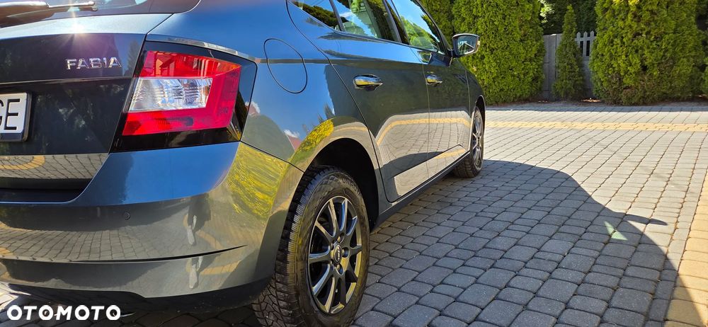 Skoda Fabia 1.0 MPI Ambition - 25