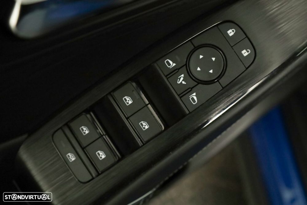 Nissan Qashqai 1.3 DIG-T N-Connecta Xtronic - 18