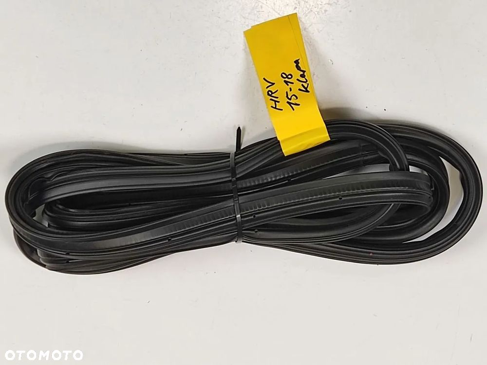 HONDA HR-V 15-21 r Uszczelka Klapy Bagażnika - 1