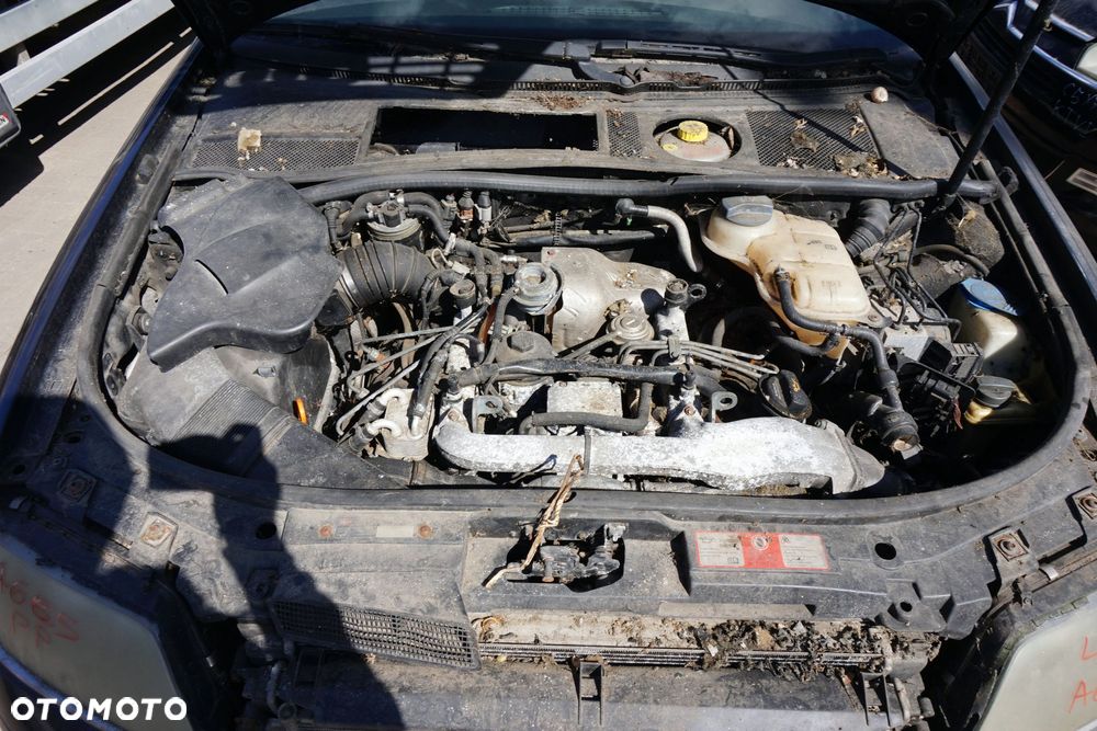 AUDI A6 C5 LIFT KOMBI 2003 LZ5Q 2.5 TDI AKE 180KM EYJ GRANATOWY na części - 9