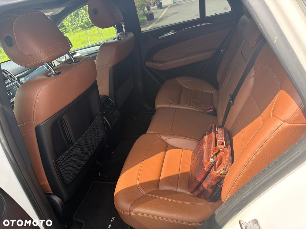 Mercedes-Benz GLE 450 AMG 4-Matic - 2
