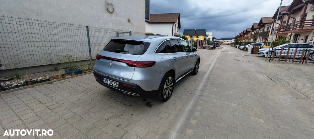 Mercedes-Benz EQC 400 4MATIC - 5
