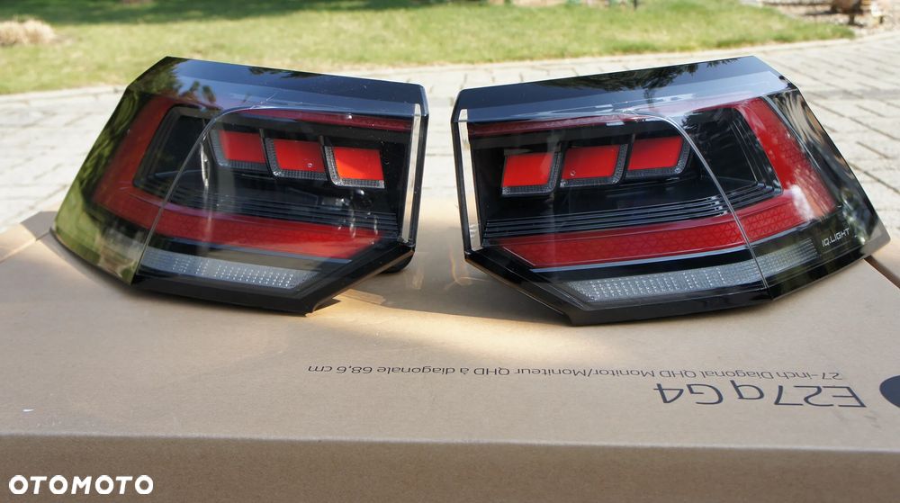 TYLNA LEWA PRAWA LAMPA VW GOLF VIII LIFT IQ LIGHT 5H0 - 1