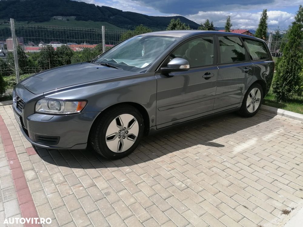 Volvo V50 DPF D2 Business Edition - 1