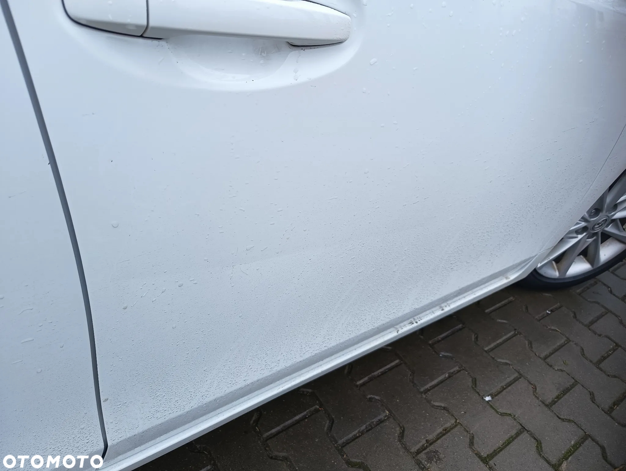 Toyota Prius+ (Hybrid) - 13