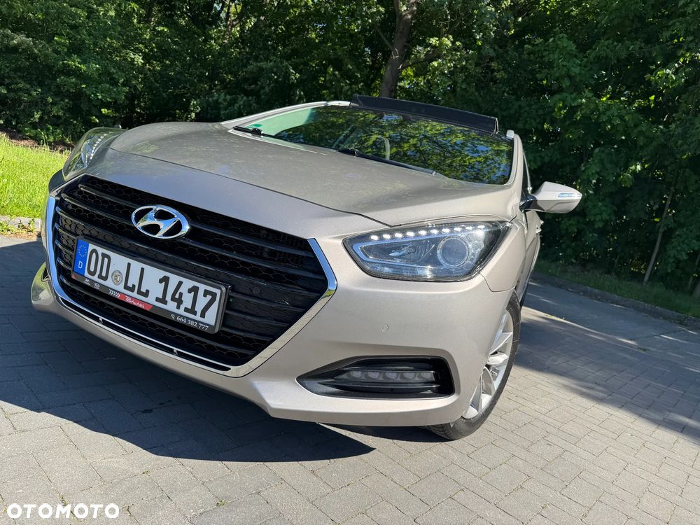 Hyundai i40 1.7 CRDi Style DCT - 2