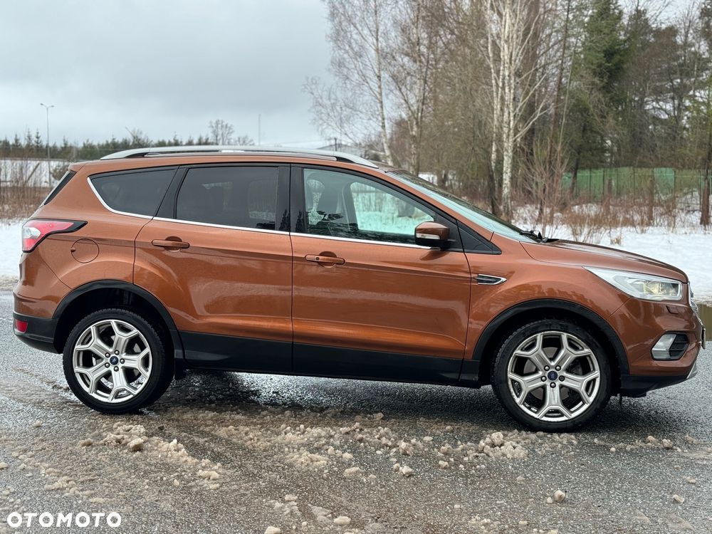 Ford Escape 2.0 EcoBoost AWD Titanium - 3