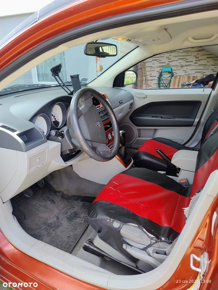 Dodge Caliber 1.8 SXT - 12