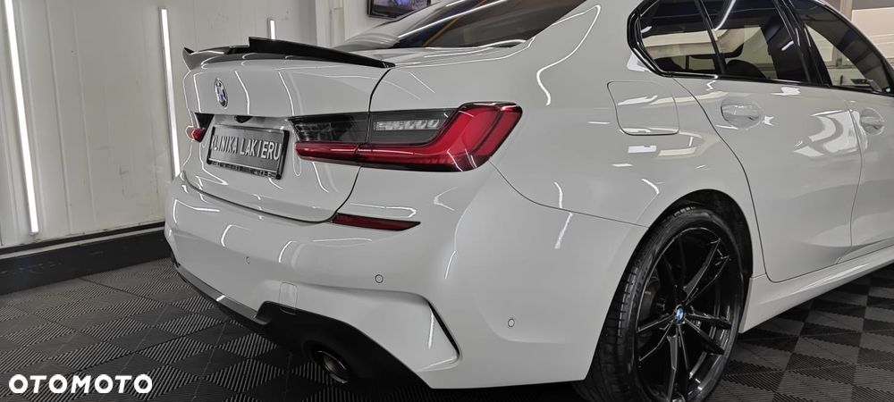 BMW Seria 3 320d xDrive M Sport - 18