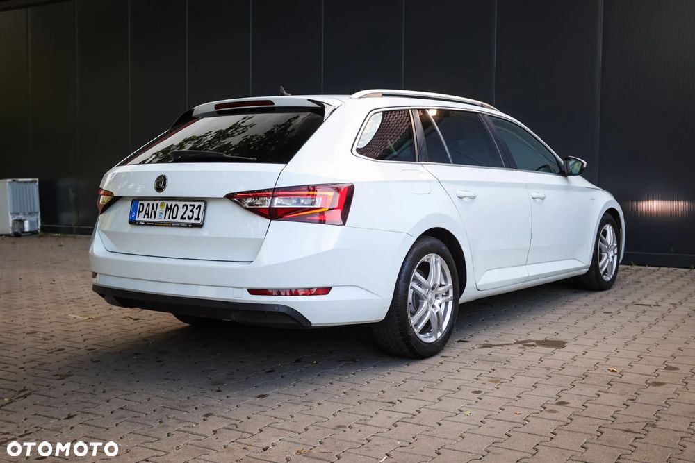 Skoda Superb 2.0 TDI 4x4 L&K DSG - 13