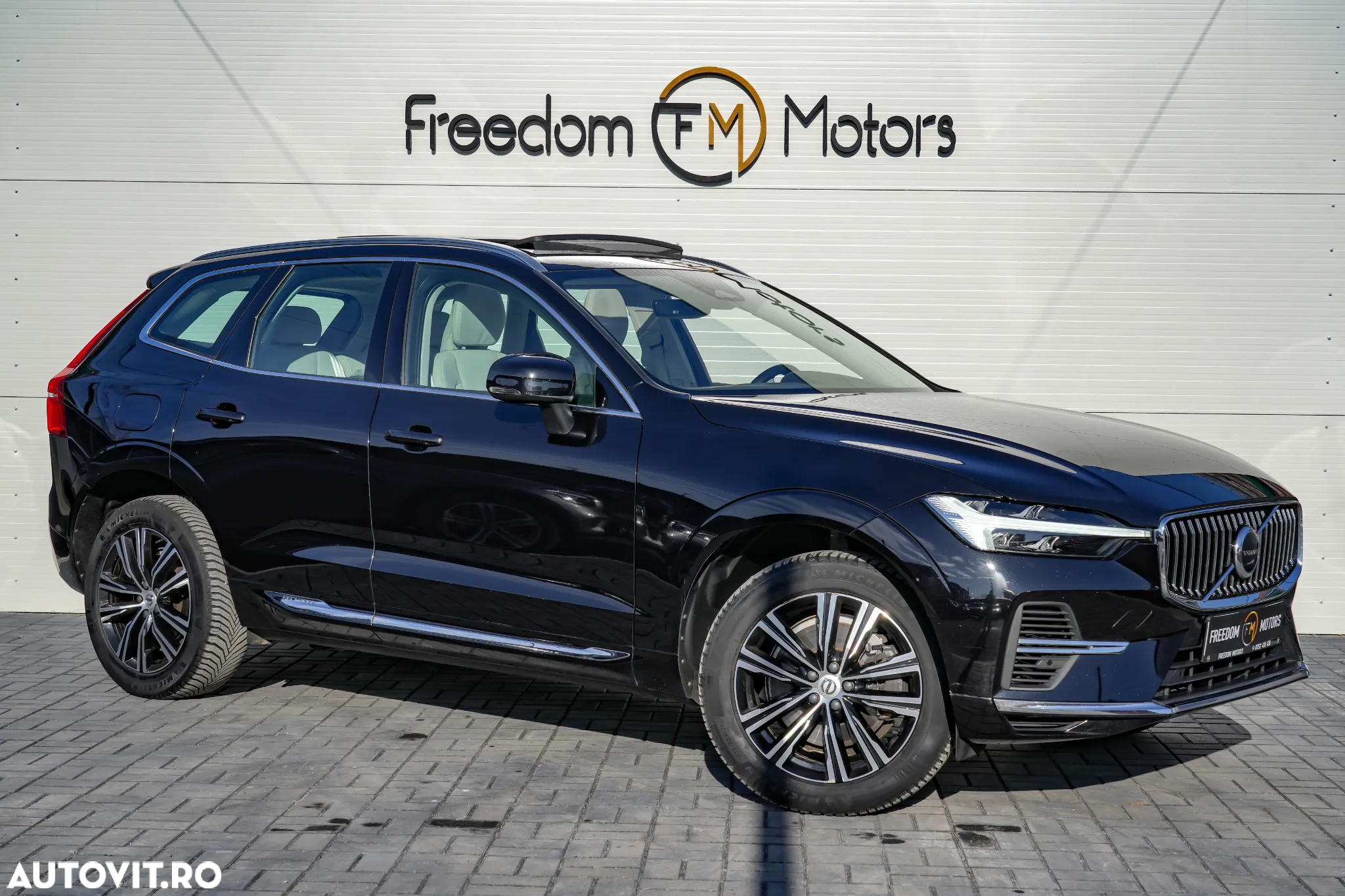 Volvo XC 60 T6 AWD Recharge Geartronic Inscription Expression - 5