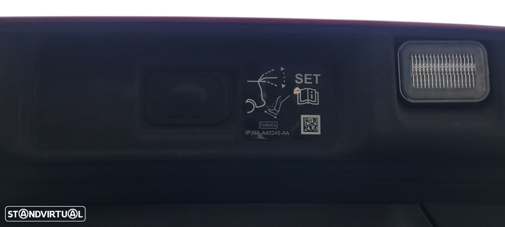 Ford Mustang Mach-E Standard - 51