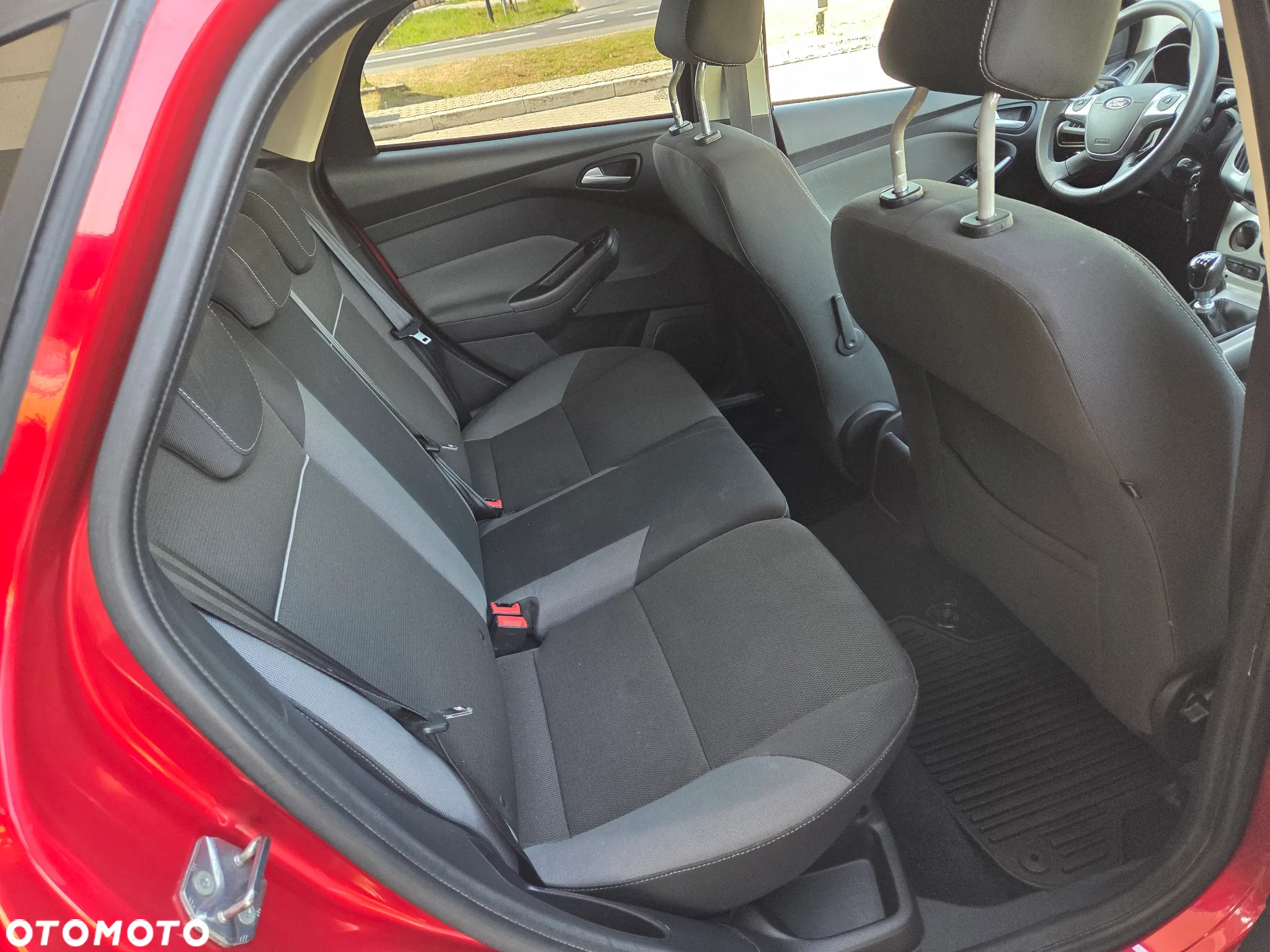 Ford Focus - 13