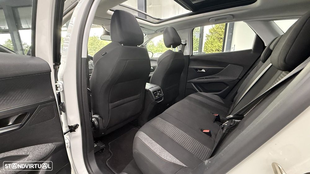 Peugeot 3008 1.2 PureTech Allure Pack EAT8 - 10