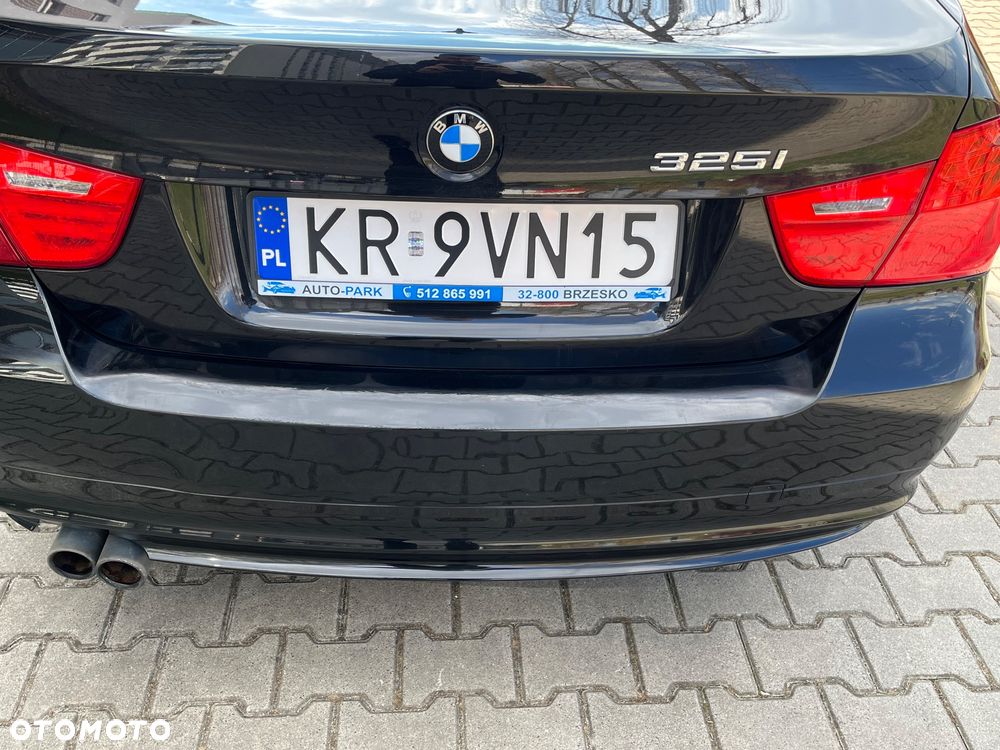 BMW Seria 3 325i - 6