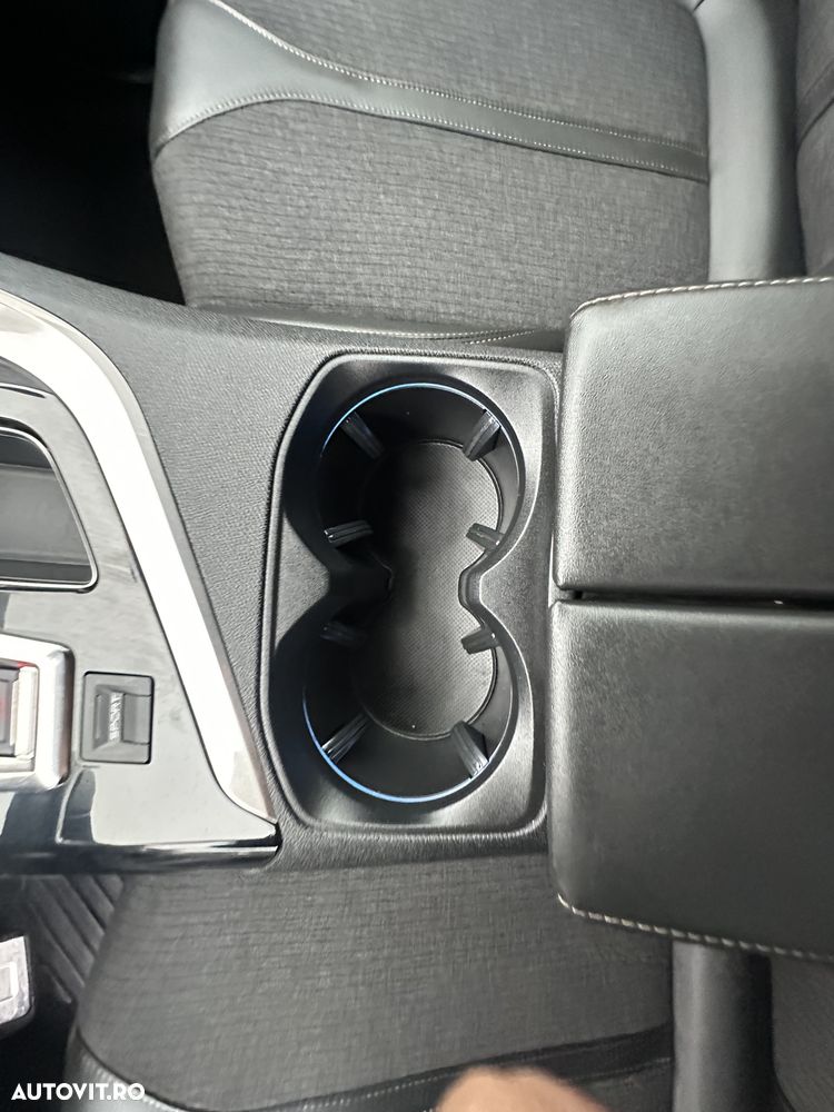 Peugeot 5008 BlueHDI 130 EAT8 GT - 24