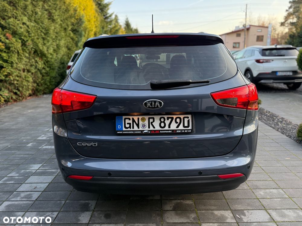 Kia Ceed 1.4 CVVT Dream-Team Edition - 6