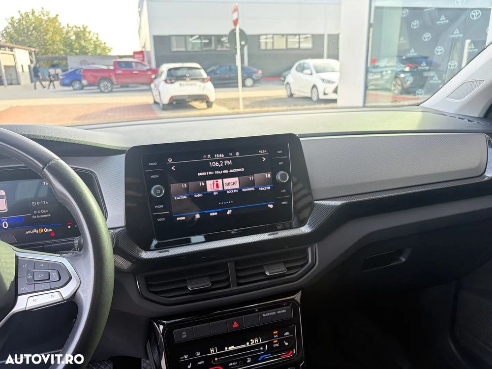 Volkswagen T-Cross - 22
