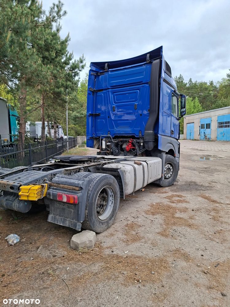Mercedes-Benz Actros - 2