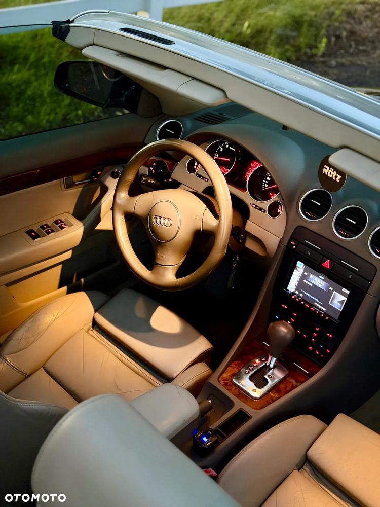 Audi Cabriolet 2.8 - 18