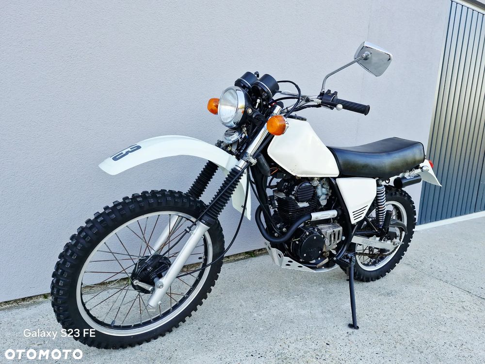 Kawasaki KLR - 13