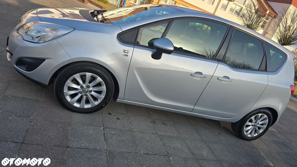 Opel Meriva 1.4 150 Jahre - 8