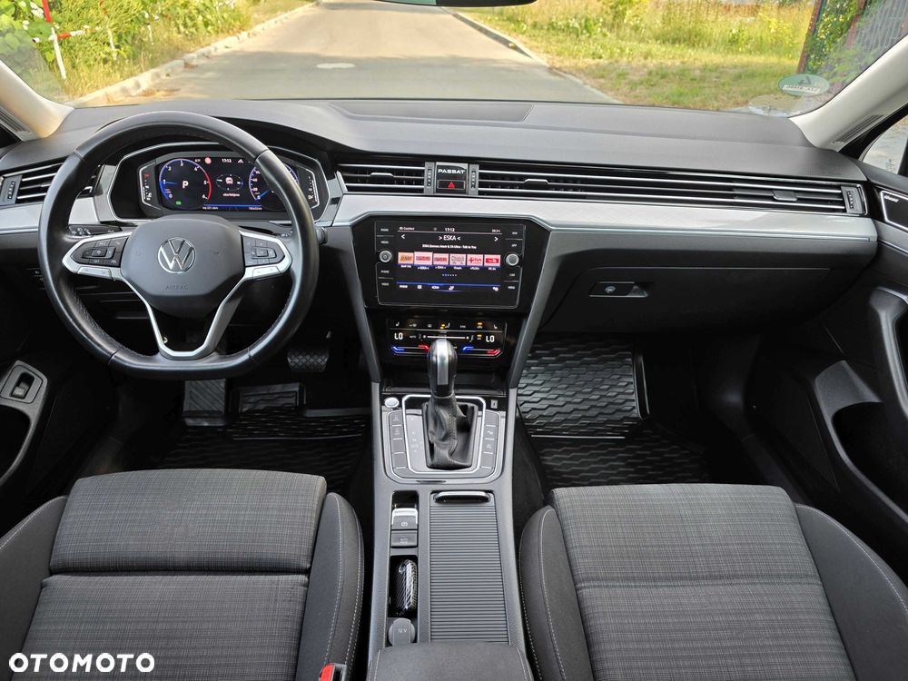 Volkswagen Passat - 6