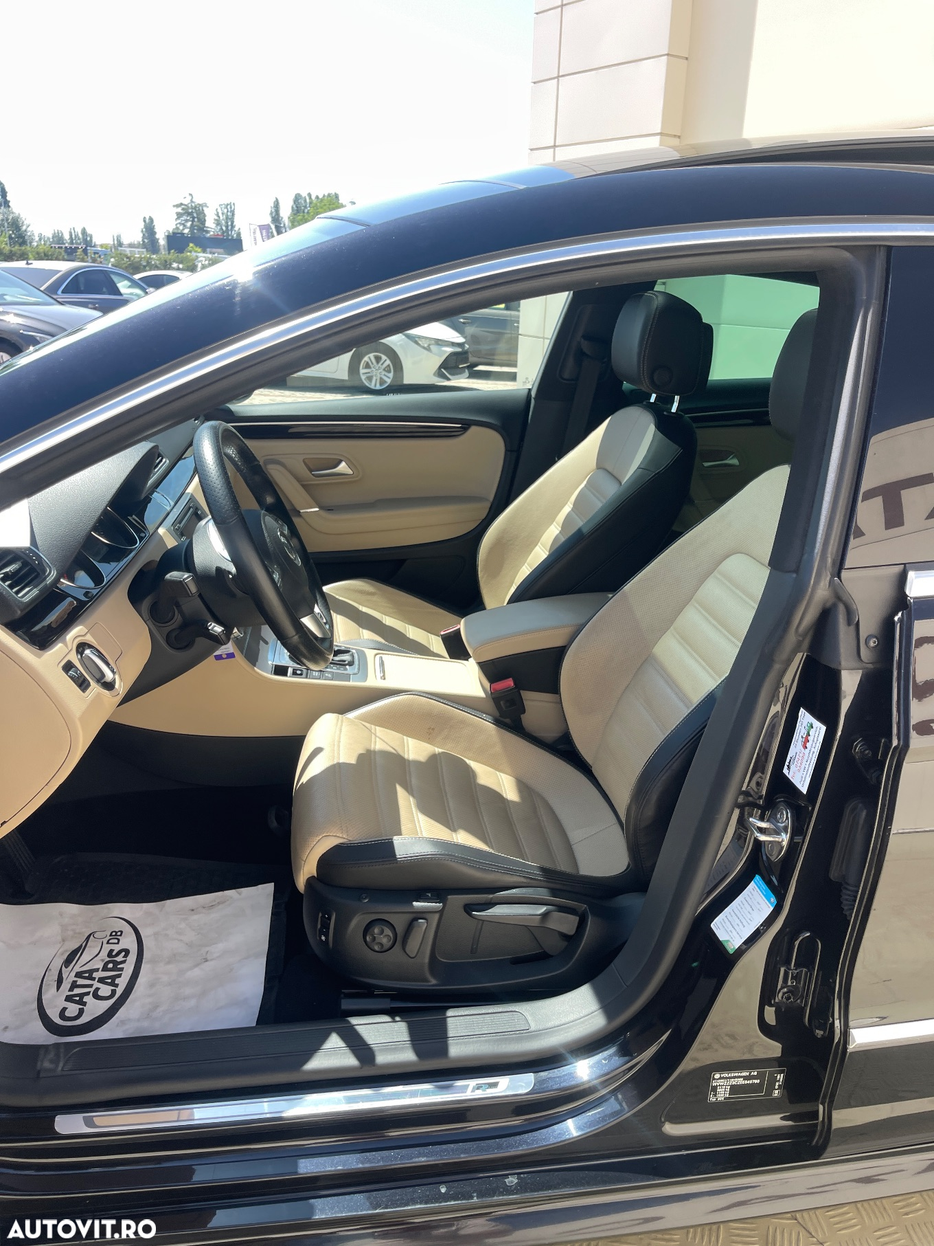 Volkswagen Passat CC 2.0 TDI BlueMotion Technology DSG - 29